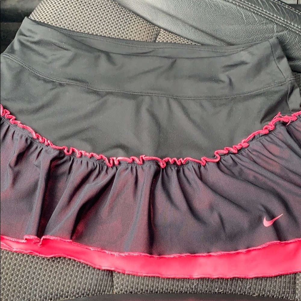 Nike tennis skort